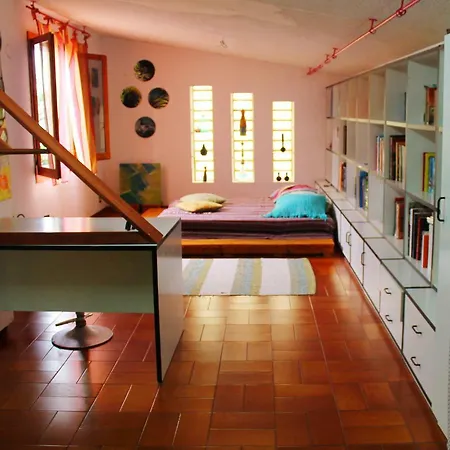公寓 Ingart Studio House